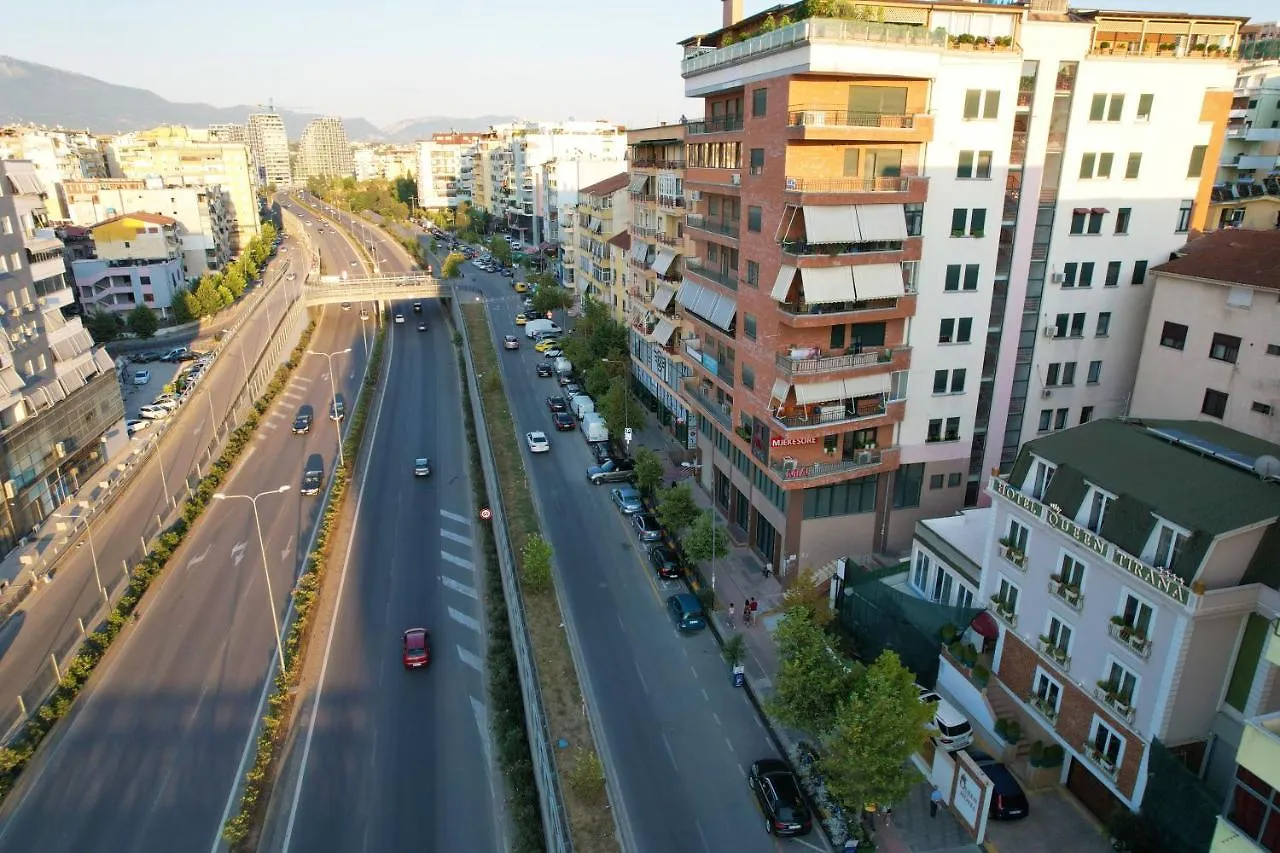 Hotel Queen Тирана Албания