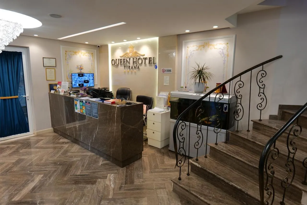 Hotel Queen تيرانا