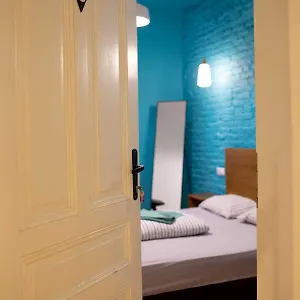 https://a16-hostel.sozopol-hotels.com
